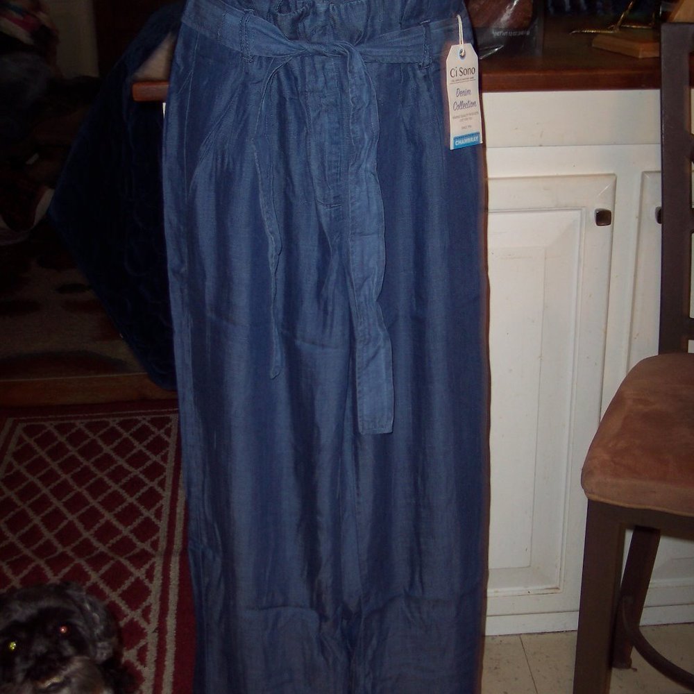 CI SONO BRAND NEW!! Women's Denim Chambray Flare